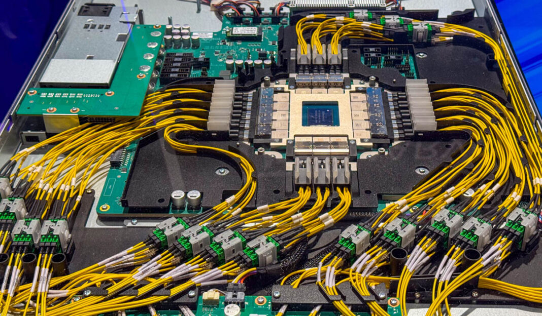 Marvell TX9190 Liquid-Cooled CPO Switch at OCP 2025 - ServeTheHome