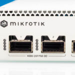 MikroTik CRS812 8DS 2DQ 2DDQ 400G QSFP56 00 Port 1