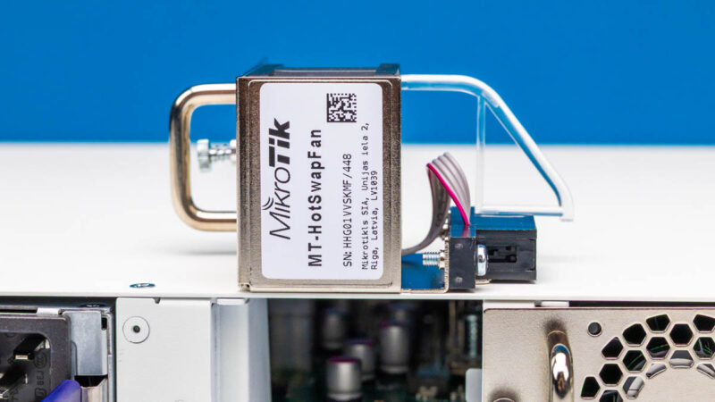 MikroTik CRS812 8DS 2DQ 2DDQ Fan 6