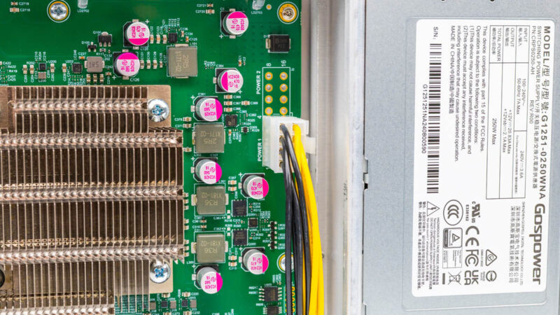 MikroTik CRS812 8DS 2DQ 2DDQ Inside 17
