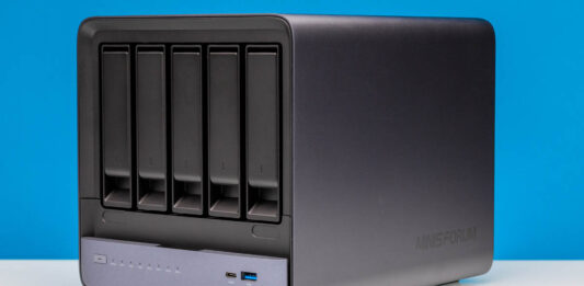 Minisforum N5 PRO P370 Front Angled 1