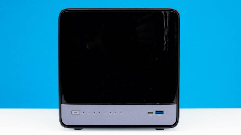 Minisforum N5 PRO P370 Front With Screen 1