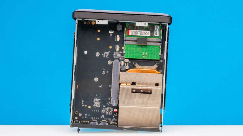 Minisforum N5 PRO P370 Full Inside 4