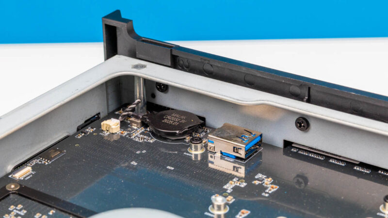 Minisforum N5 PRO P370 Inside 2