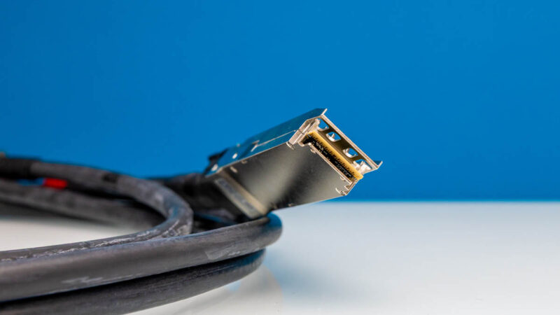 NVIDIA 800G OSFP To 2x 400G QSFP112 Passive Splitter Cable 980 9I80Q 00N02A 4