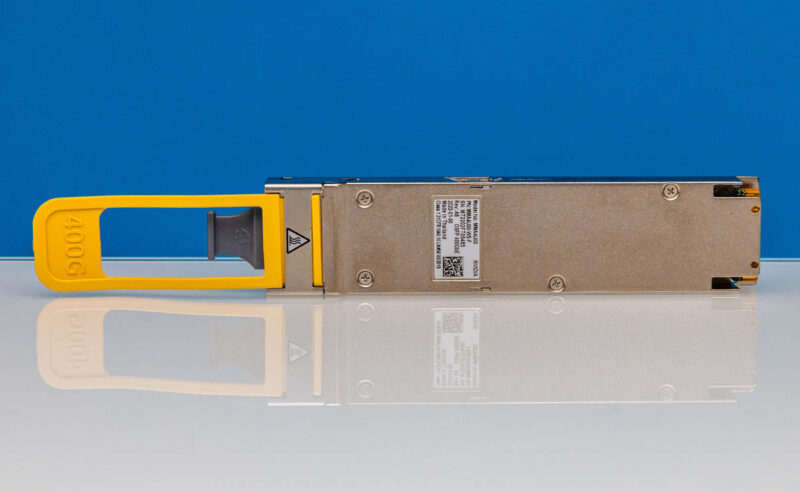 NVIDIA MMA4U00 WS F OSFP 400GbE 400G SR8 Label Side 1