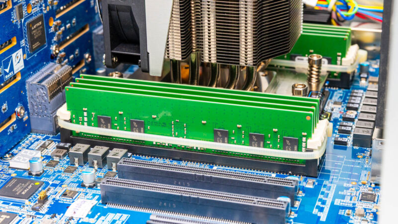 QNAP TS H1290FX RDIMM 1