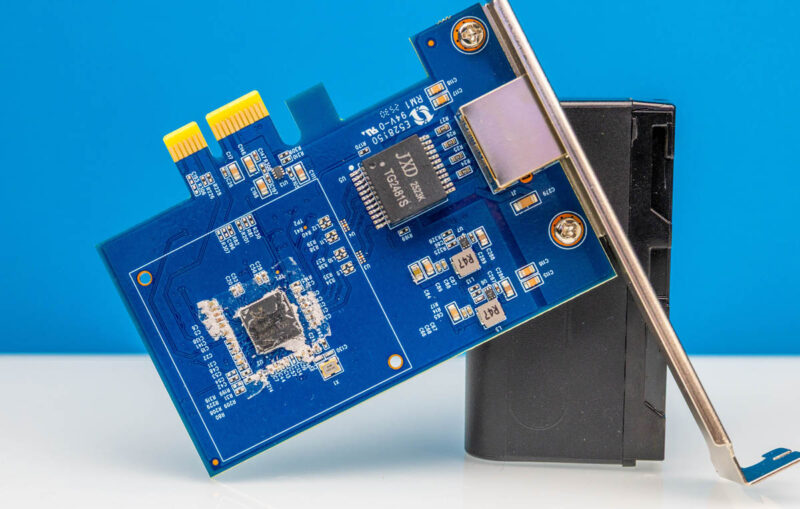 Realtek RTL8127 10Gbase T PCIe Gen4 X1 NIC Heatsink Off