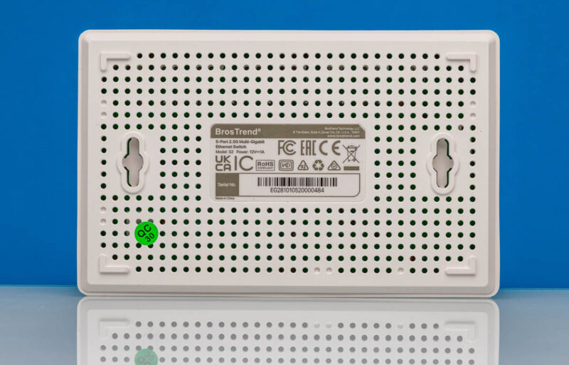 BrosTrend S2 5 Port 2.5GbE Switch Bottom