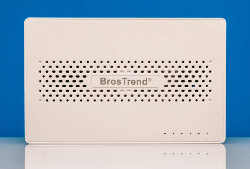 BrosTrend S2 5 Port 2.5GbE Switch Top