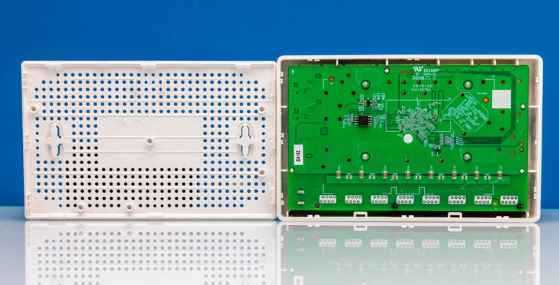 BrosTrend S2 Internal 1