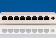 BrosTrend S3 8-port 2.5GbE Switch Review A MaxLinear Option BrosTrend S3 8 Port 2.5GbE Switch Front Ports