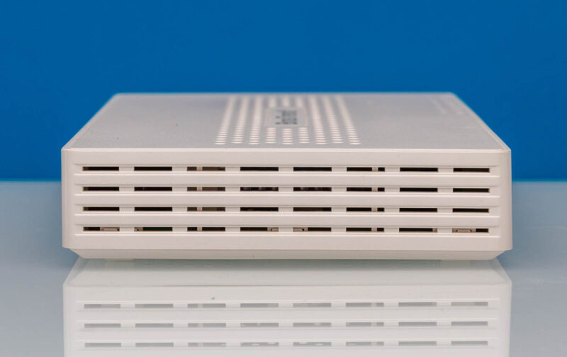 BrosTrend S3 8 Port 2.5GbE Switch Side 2