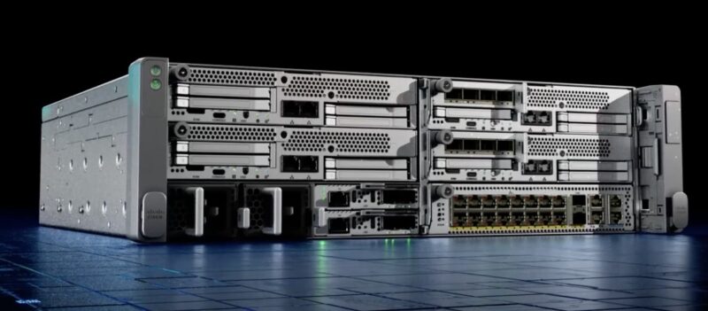 Cisco UCS XE9305 Front 2