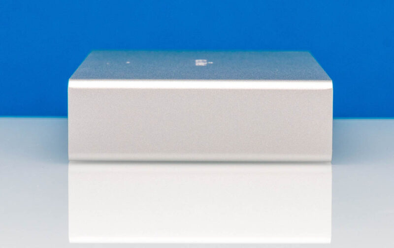 GL.iNet Comet PoE GL RM1PE Side 1