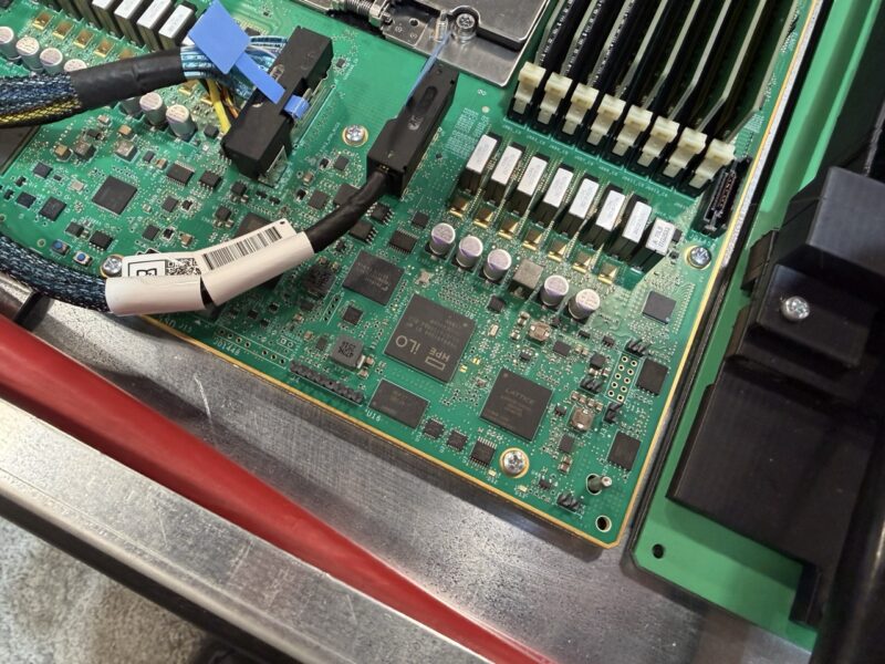 HPE Cray Supercomputing GX5000 AMD EPYC Venice SP7 Blade At SC25 HPE ILO Large