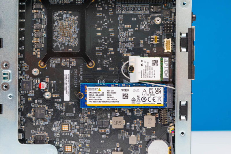 Minisforum MS R1 Internal SSD Side Kingston M.2 SSD And Mediatek WiFi 6E 1