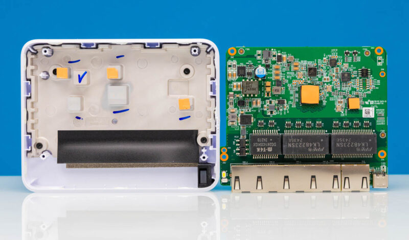 Ubiquiti Flex Mini 2.5G USW Flex 2.5G 5 Top Off With Cooling