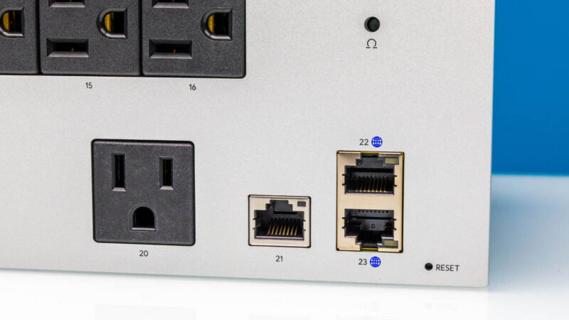 Ubiquiti Networks USP PDU PRO 100 MbE RJ45 + GbE RJ45 Ports