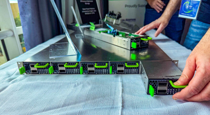 Xsight Labs OCP 2025 Inserting One Storage Node Of Five In 1OU