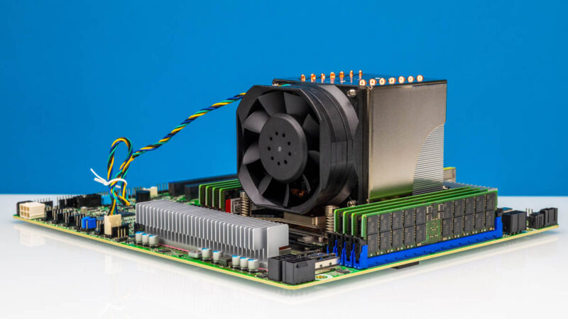 ASRock Rack AMPONED8 2T CM 3