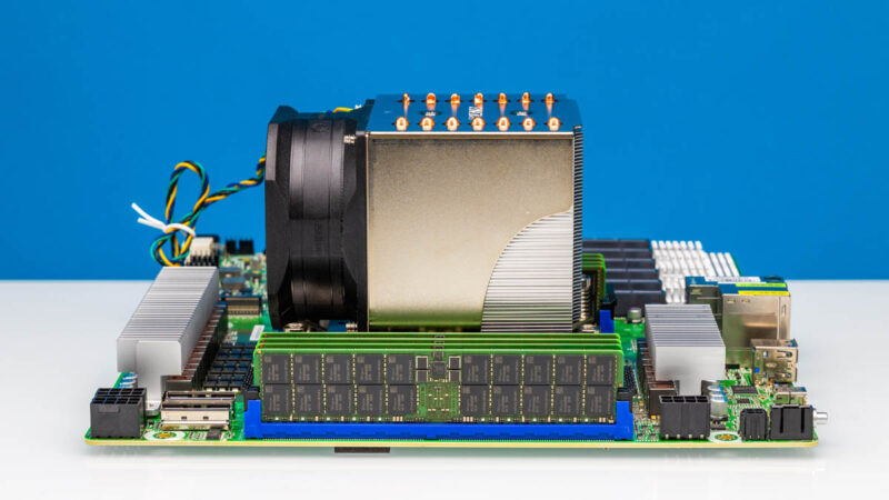 ASRock Rack AMPONED8 2T CM 4