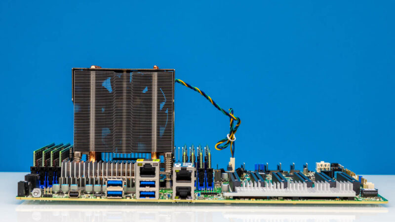 ASRock Rack AMPONED8 2T CM 6