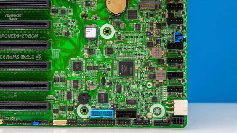 ASRock Rack AMPONED8 2T CM Inside 11