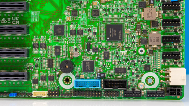 ASRock Rack AMPONED8 2T CM Inside 13