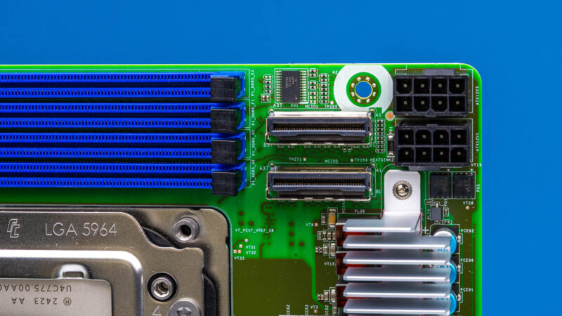 ASRock Rack AMPONED8 2T CM Inside 16