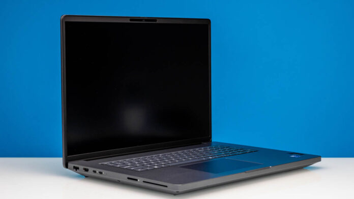 Dell Pro Max 18 Plus Front Open Angled 1 Dell Pro Max 18 Plus Front Open Angled 1