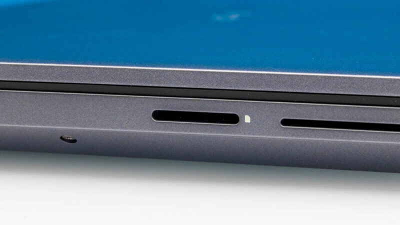 Dell Pro Max 18 Plus SD Port