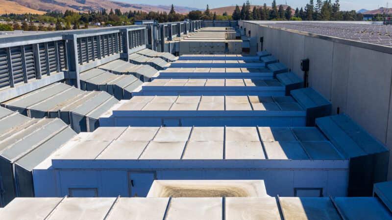 Equinix SV11 Power Yard