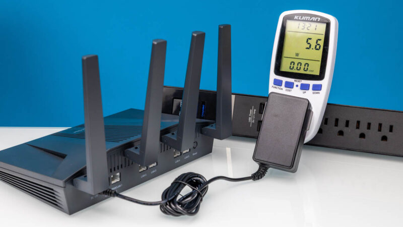 GL.iNet Flint 2 Idle Power Consumption 1