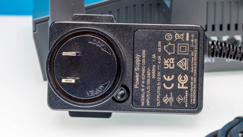 GL.iNet Flint 2 Power Supply 1