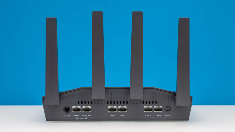 GL.iNet Flint 2 Rear 1