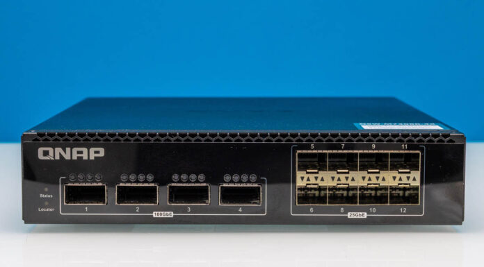 QNAP QSW-M7308R-4X 8x 25GbE and 4x 100GbE Managed Switch Review QNAP QSW M7308R 4X Front 1