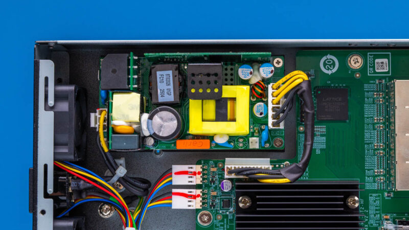 QNAP QSW M7308R 4X Internal Battery 1