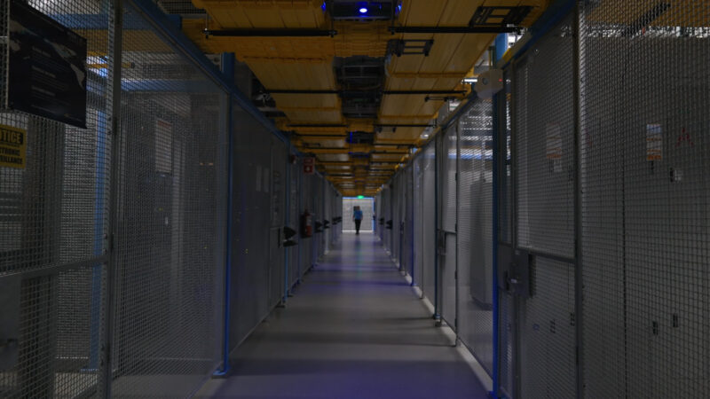 SV1 Hall Of Cages
