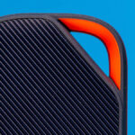 SanDisk 4TB Extreme PRO USB4 Portable SSD Latch 1