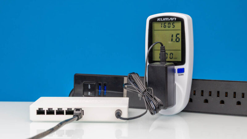 Tenda SE105 2.5GbE Port Power Consumption 1
