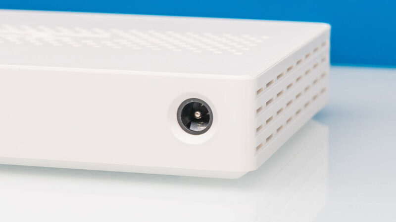 Tenda SE105 AC Power Supply 1