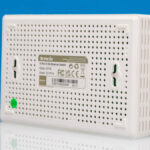 Tenda SE105 Bottom Angled 2