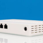 Tenda SE105 Front Angled 1