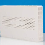 Tenda SE105 Top Angled 1