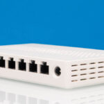 Tenda SE108 Front Angled 1