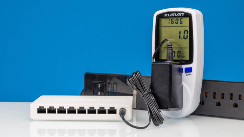 Tenda SE108 Idle Power Consumption 1