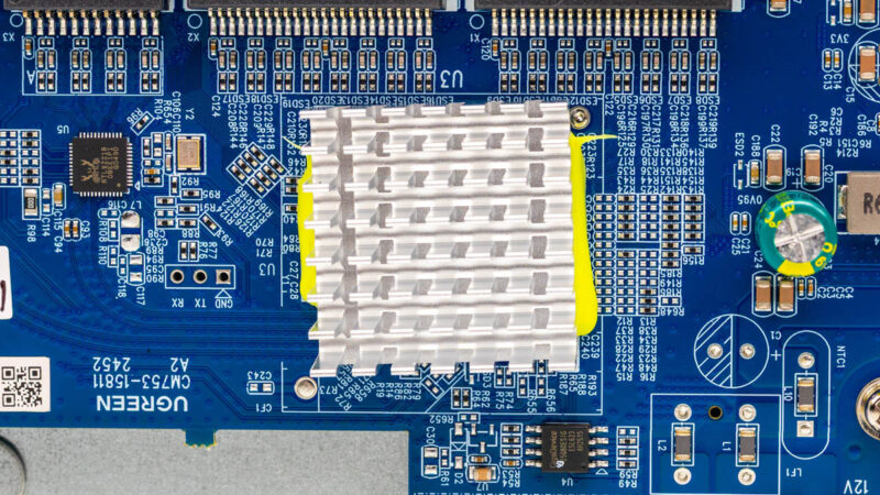 UGREEN CM753 HeatSync 1