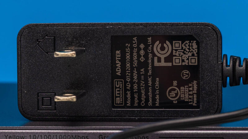 UGREEN CM753 Power Supply 2