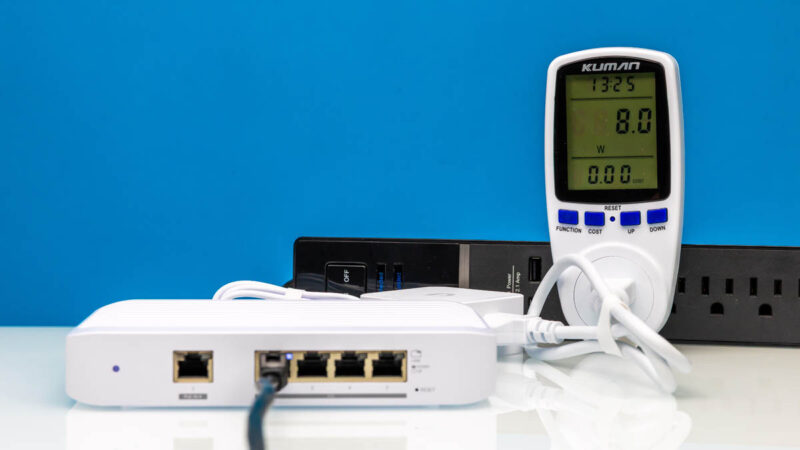 UniFi Network Flex XG 10G Ethernet Power Consumption 1